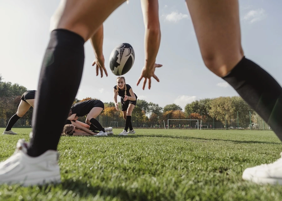 Plusieurs membres d'un club de sport qui a fait le choix d'une offre snacking